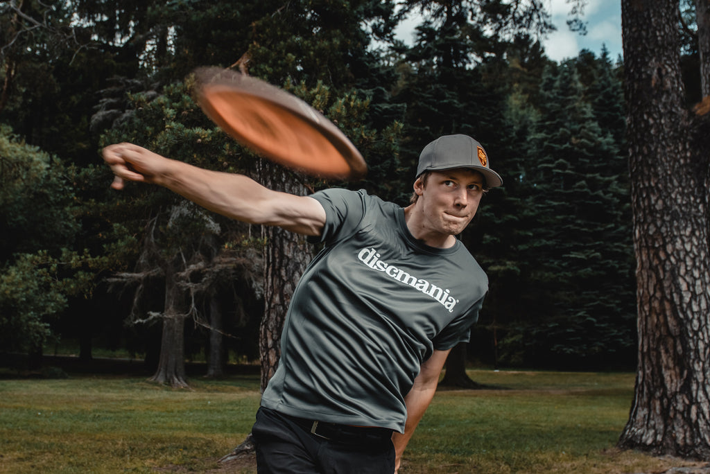 Disc Golf 360 Throw Tips with Simon Lizotte Discmania Store